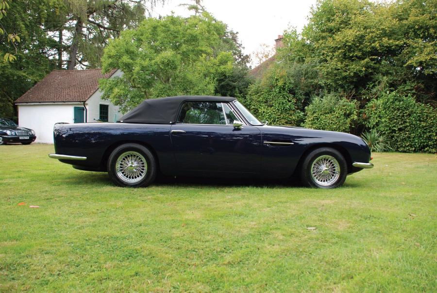  Aston Martin DB6 Volante 1966 года  (фото 6 из 10)